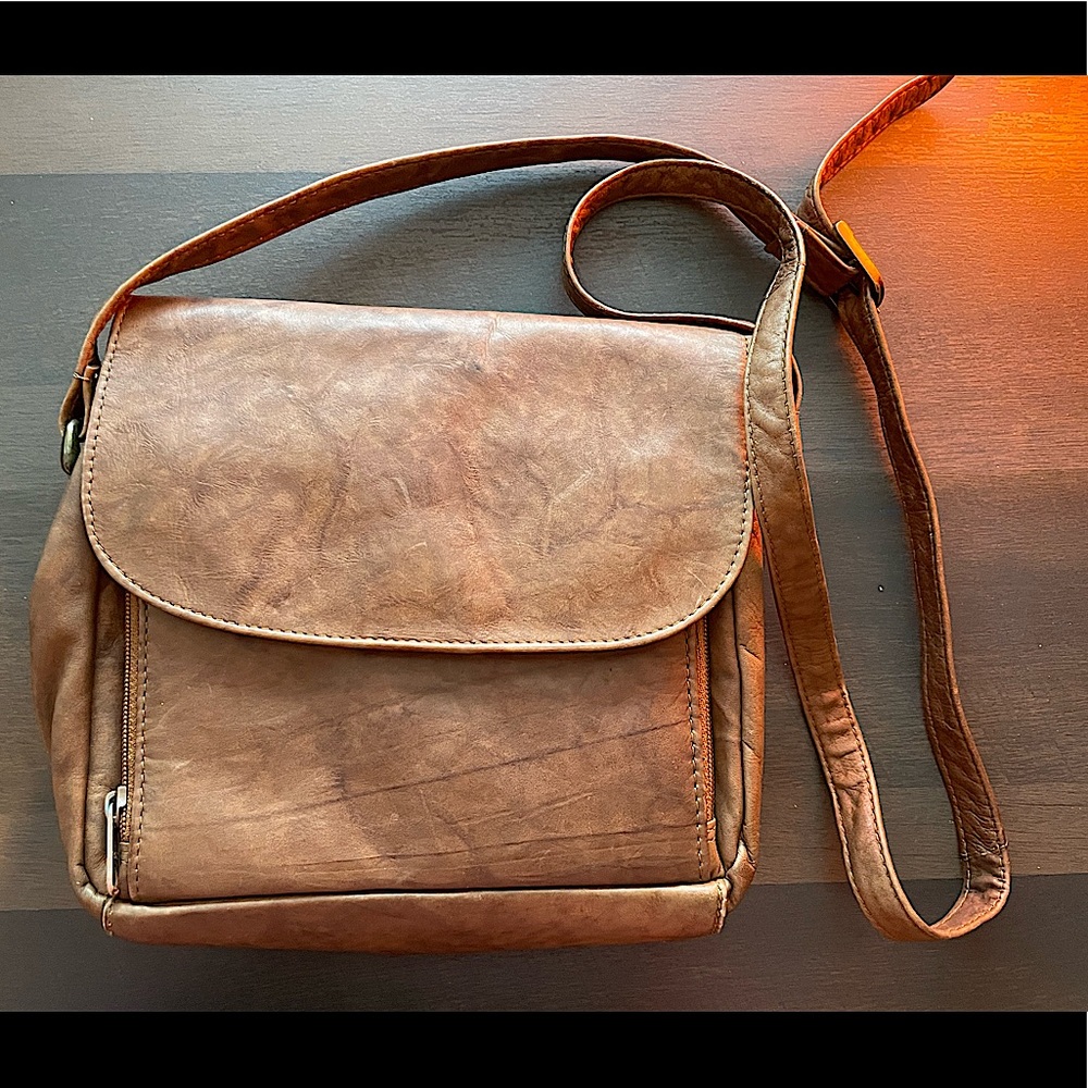 Wilson Leather Crossbody Purse
